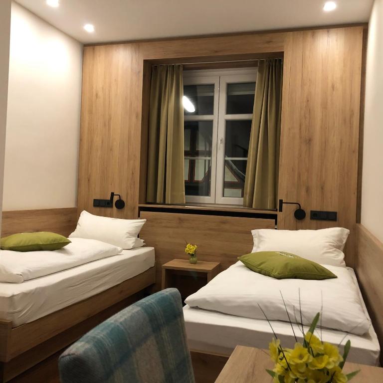 Hotel Gasthof Metzgerei Drei Linden - 2