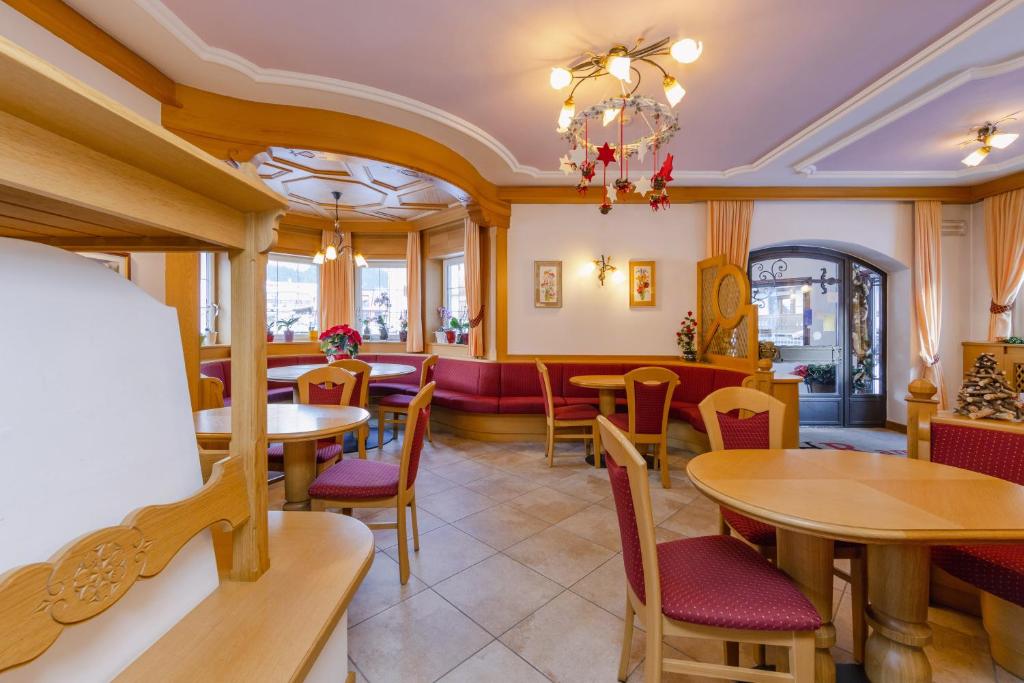 Posezení v ubytování Hotel Ramon