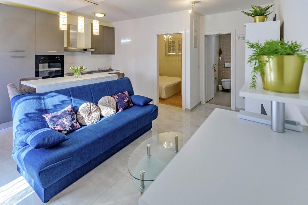 Kuchyňa alebo kuchynka v ubytovaní Holiday apartment Zadar - with summer balcony and parking
