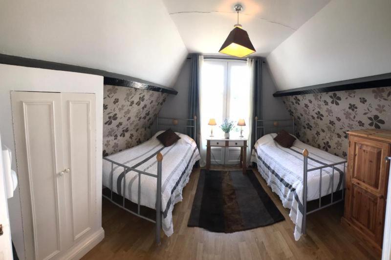 Watersmeet - Housity