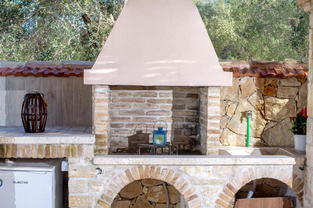18+ Outdoor Kitchen Stone Veneer