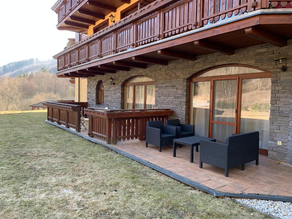 Nespecifikovaný výhled na hory nebo výhled na hory při pohledu z apartmánu