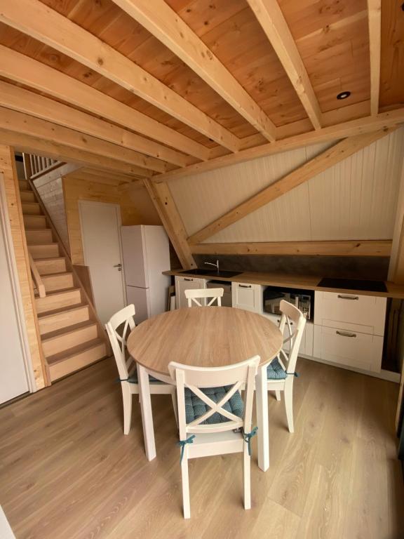 Fotografie z fotogalerie ubytování Loray des Bois - Cabane - Tipi - Cottage v destinaci Loray