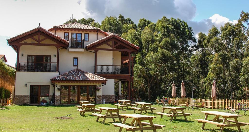Сад в Hotel Rural Playa de Aguilar