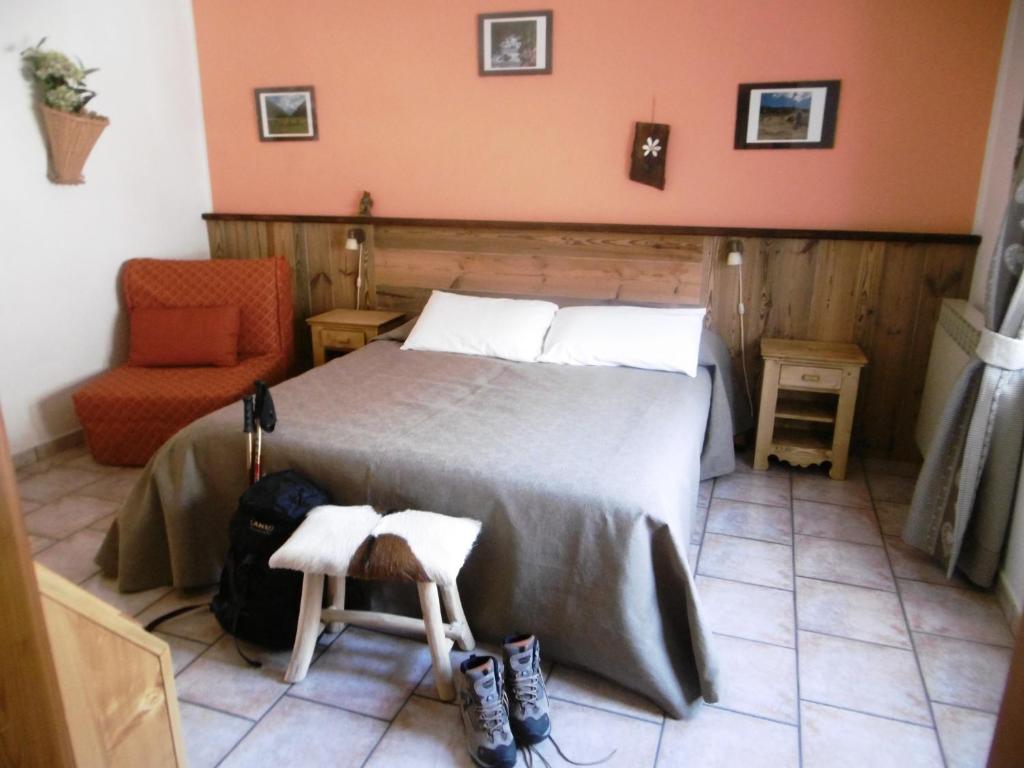 Booking.com: Albergo Croce Bianca , Brusson, Italia - 20 Giudizi degli  ospiti . Prenota ora il tuo hotel!