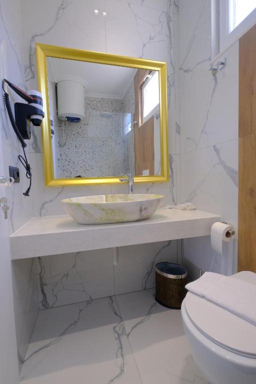 Koupelna v ubytování NOLEA Boutique Hotel