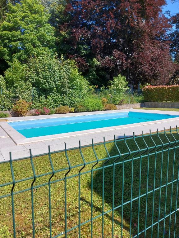 Incantevole appartamento con piscina e vista monti, Lanzo dʼIntelvi –  Prezzi aggiornati per il 2023