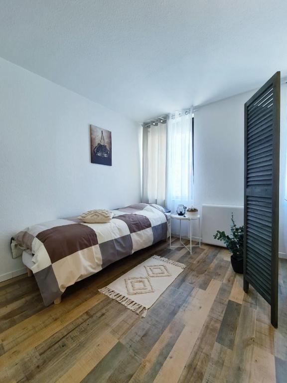 Le raffiné-parking privé-proche frontière Bâle – photo 15