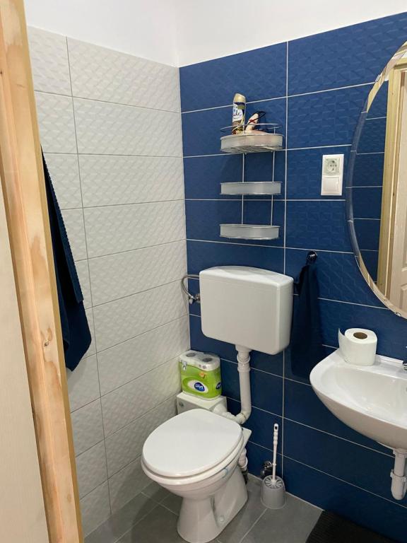 Łazienka w obiekcie Balaton7 Apartmanház - Badacsonytomaj Centrum