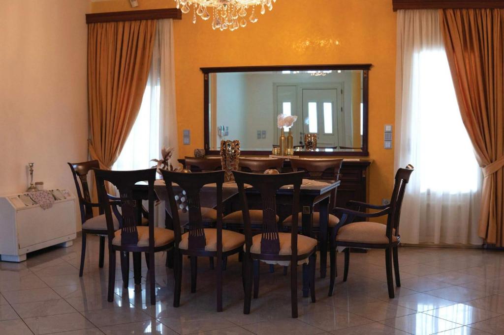 Konferenční prostory v ubytování Laki Villa with pool and jacuzzi