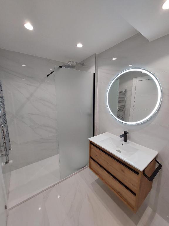 Ordoño II Suites con Aire Acondicionado y Wifi - 19