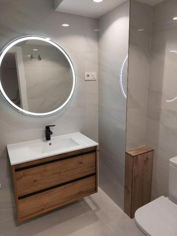 Ordoño II Suites con Aire Acondicionado y Wifi - 15