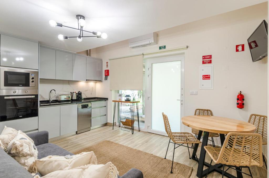 Kuchyň nebo kuchyňský kout v ubytování Chalet Villas Gerês