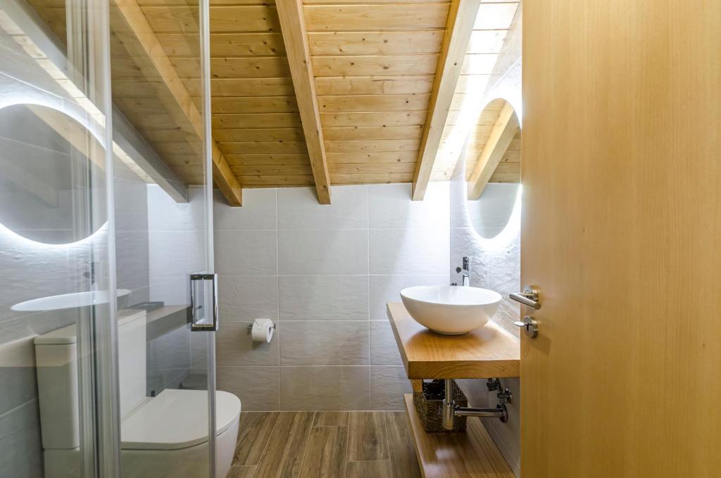 Koupelna v ubytování Chalet Villas Gerês