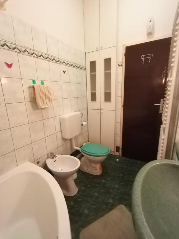 Łazienka w obiekcie Giardini room