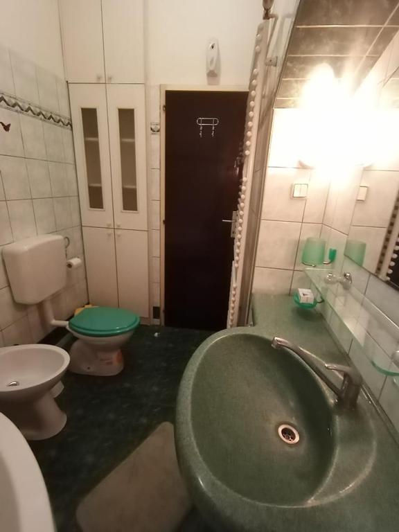 Łazienka w obiekcie Giardini room