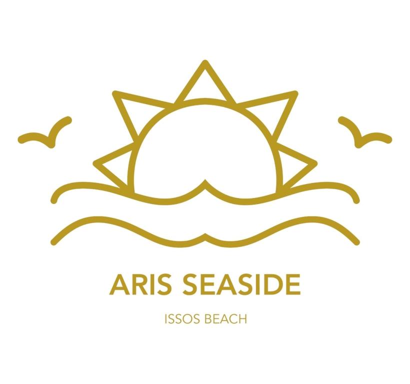 een vector logo van de zon en de zee met golven bij Aris Seaside Issos Beach in Agios Georgios