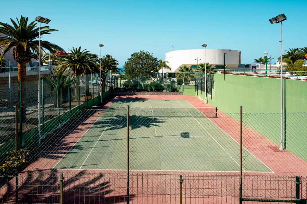 Tennis and/or squash facilities at Las Carabelas 8, next to the Sea and all Amenities or nearby