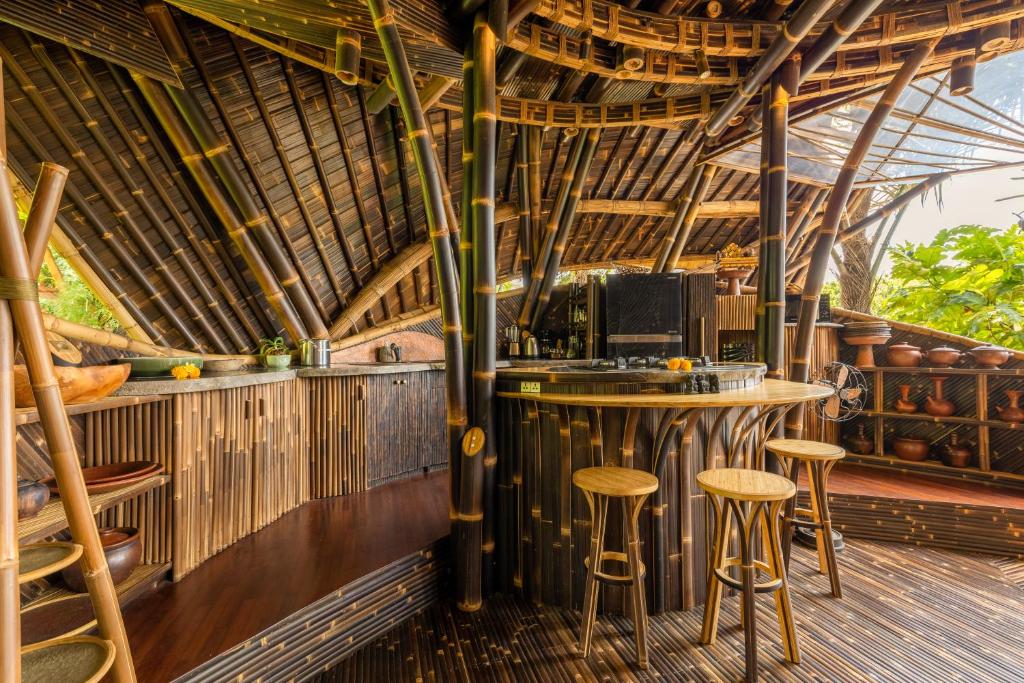 Fotografie z fotogalerie ubytování Eclipse House 4bds Eco Bamboo House Pool RiverView v destinaci Bringkit