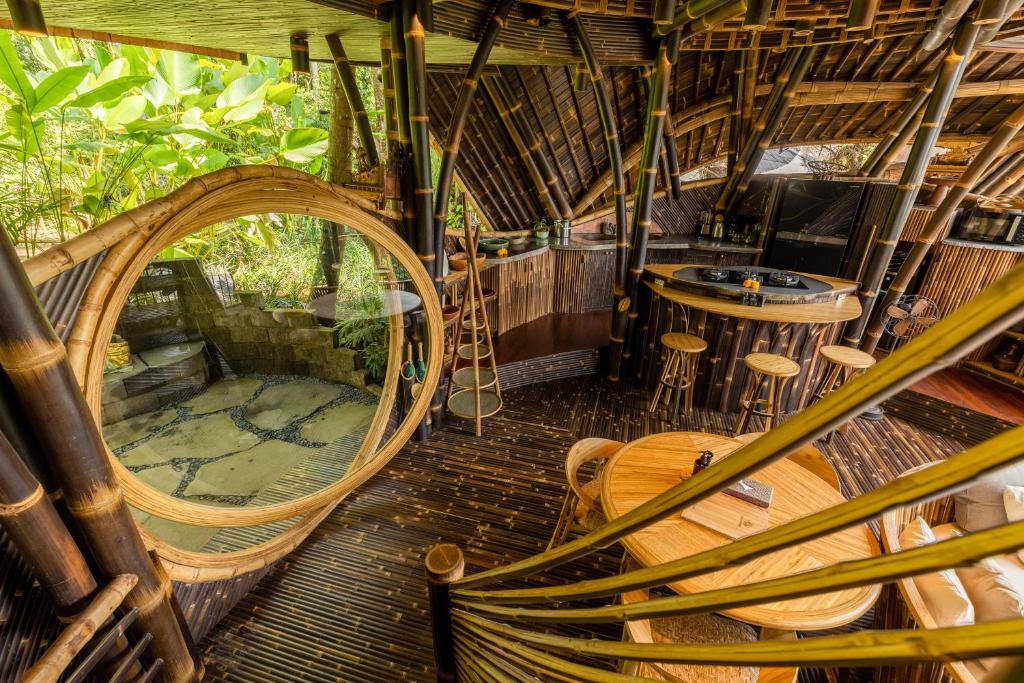 Fotografie z fotogalerie ubytování Eclipse House 4bds Eco Bamboo House Pool RiverView v destinaci Bringkit