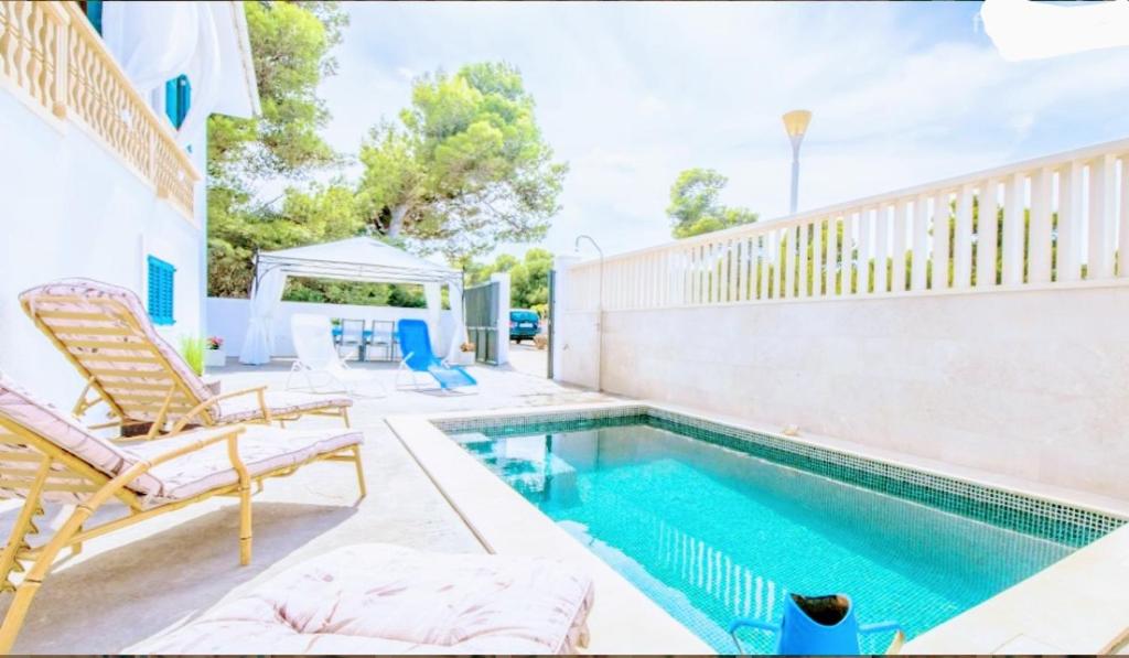 Villa Esparrall con Piscina Privada, Son Serra de Marina ...