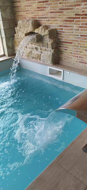 Bazén v ubytování Hotel & Spa Can Josep nebo v jeho okolí
