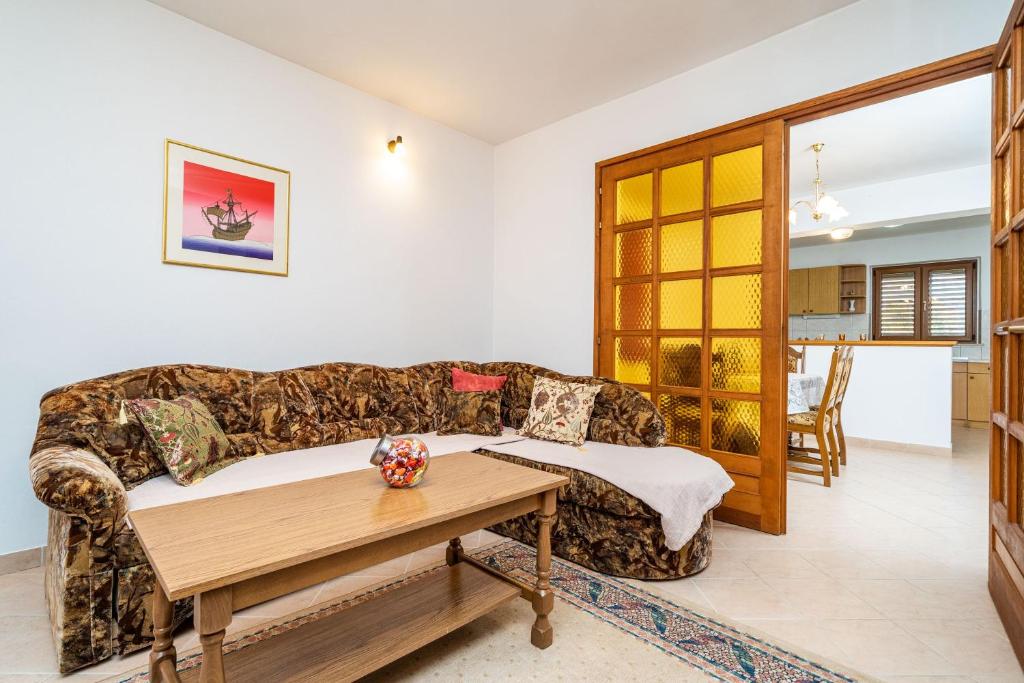 Posedenie v ubytovaní Apartment Bobić