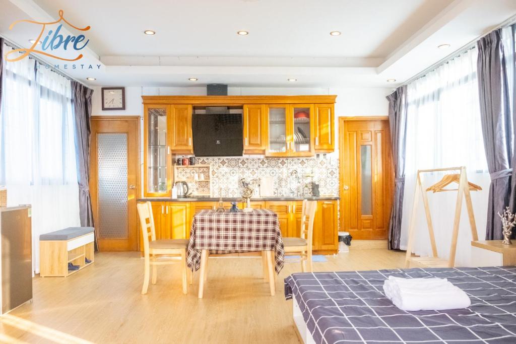Libré Homestay Đào Tấn - Estudio Con Balcón