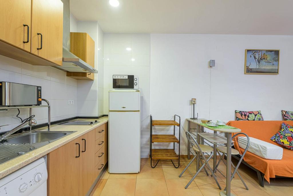 Estudio La Colina, Torremolinos – Updated 2023 Prices