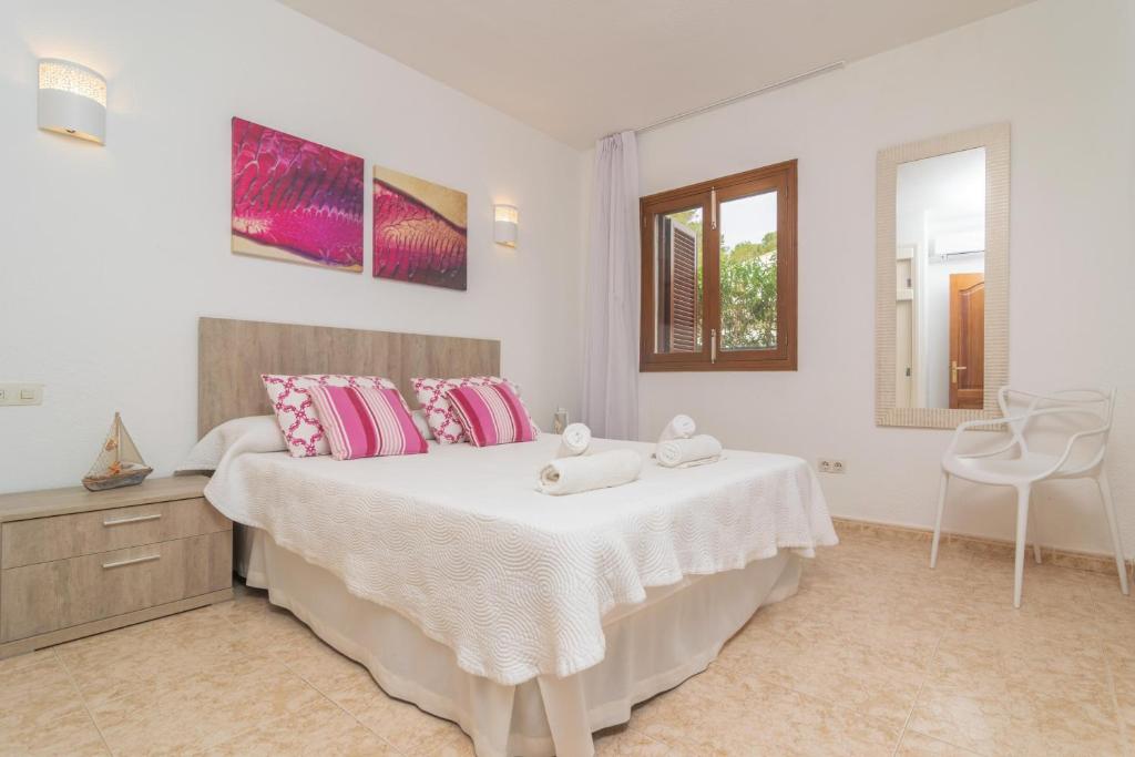Postel nebo postele na pokoji v ubytování Violeta de Mar