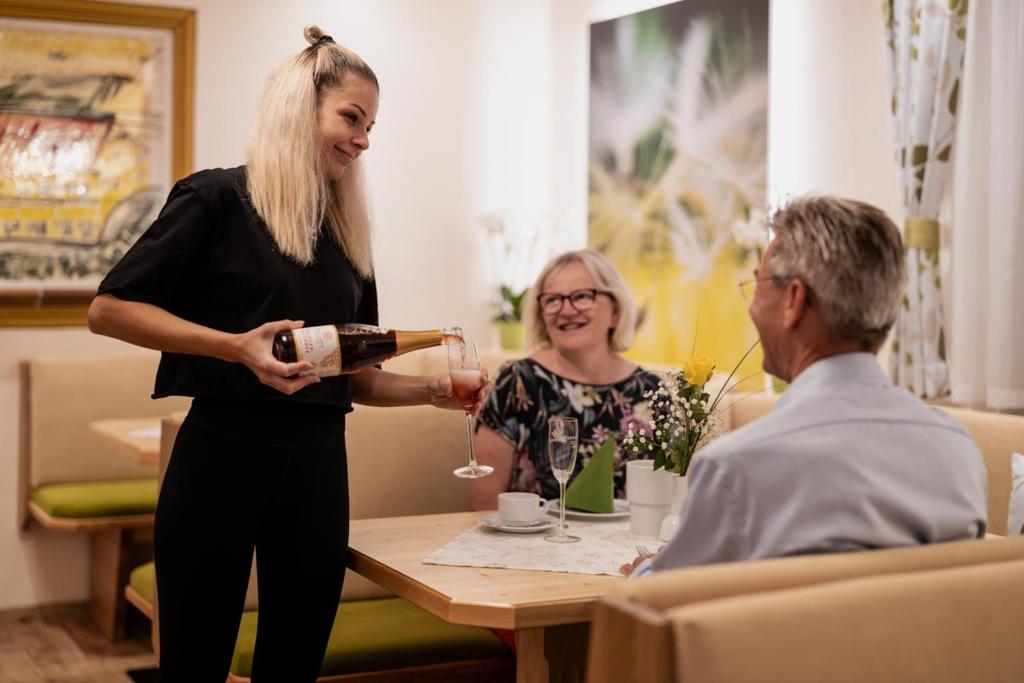 Hosté ubytování Thermenhof PuchasPLUS Loipersdorf