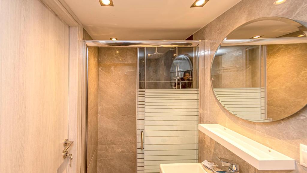 Kúpeľňa v ubytovaní A unique loft studio