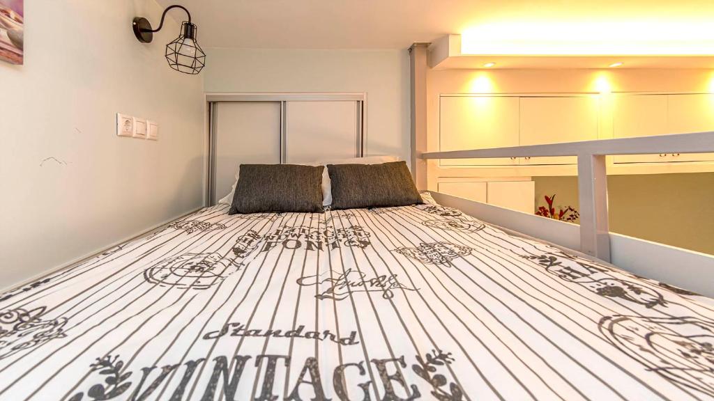 Posteľ alebo postele v izbe v ubytovaní A unique loft studio