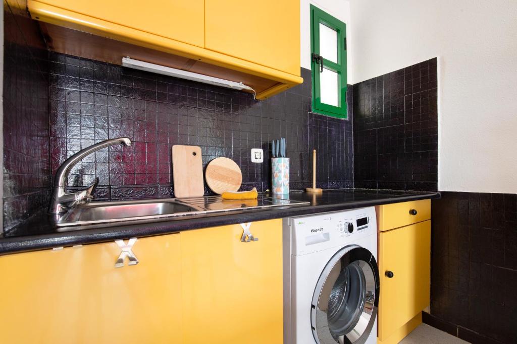Kuchyň nebo kuchyňský kout v ubytování Casa Raquel 2