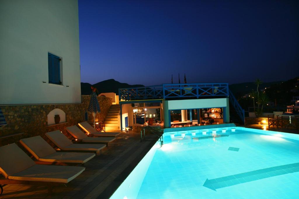 Πισίνα στο ή κοντά στο Poseidon Hotel 