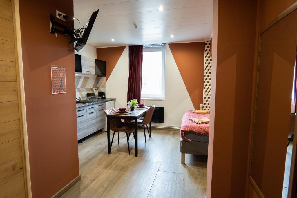 Capstay Color Valenciennes & Netflix - Estudio