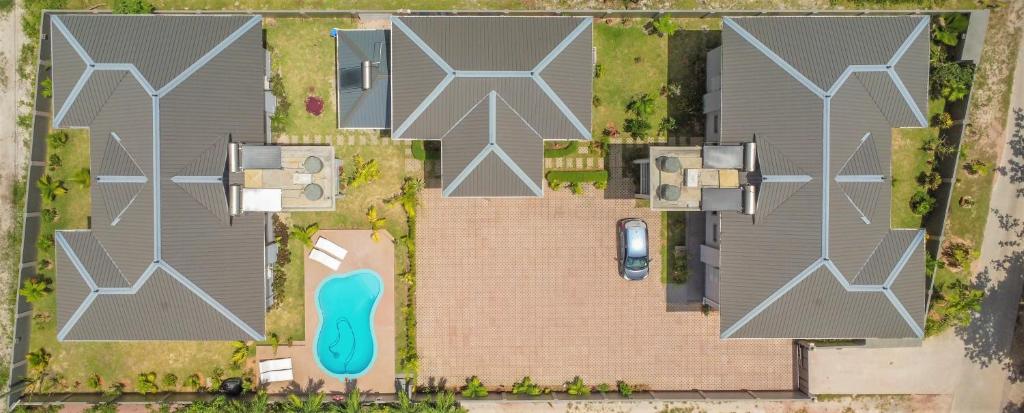Bazén v ubytování Palm Holiday Apartments nebo v jeho okolí