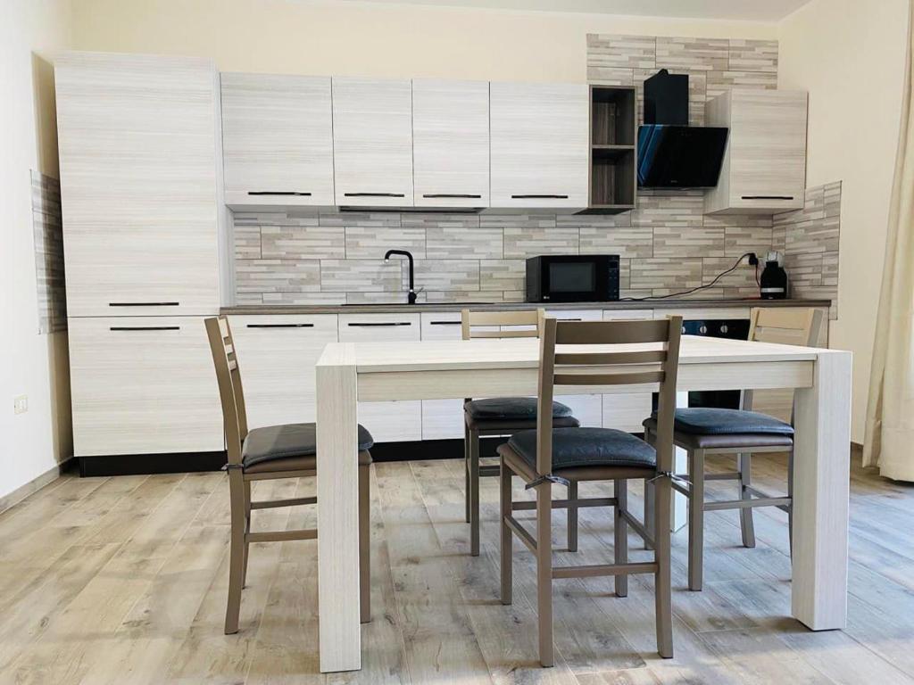 Nuova Residenza 7 Pini a Porto Pino - Ampio Appartamento