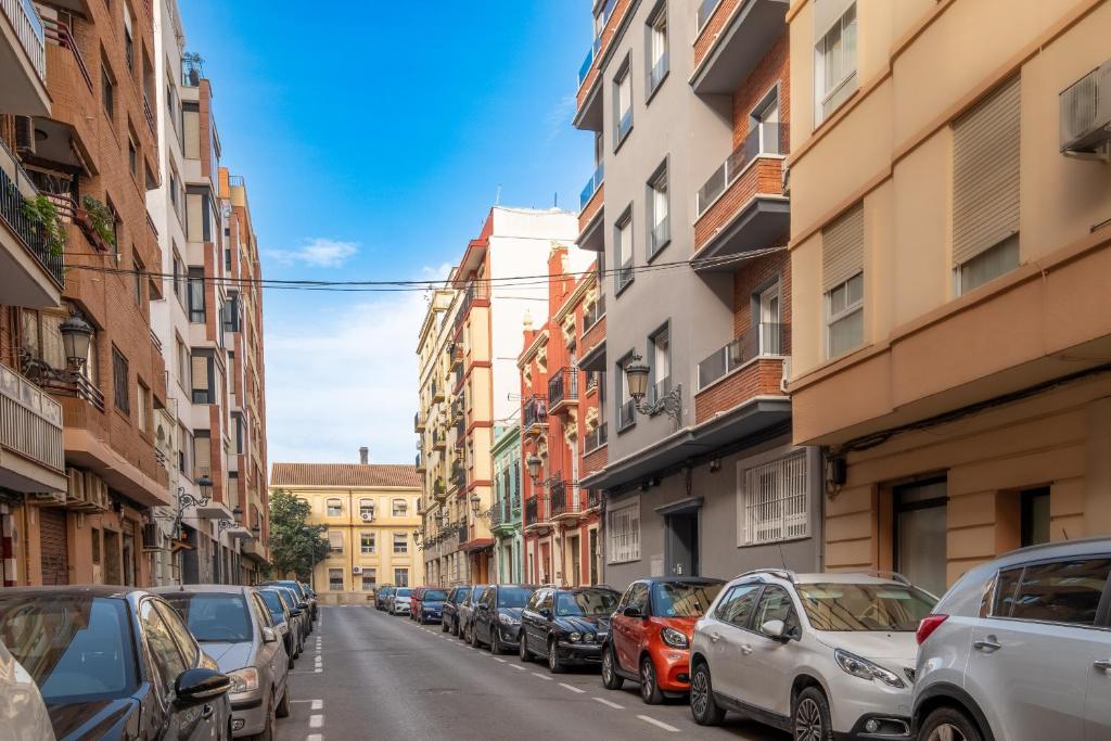 Bright & Very Comfortable Apartment, Valencia – Updated 2023 ...