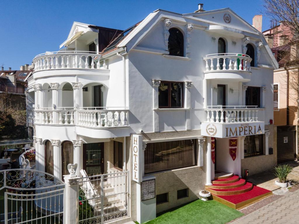 HOTEL IMPERIA