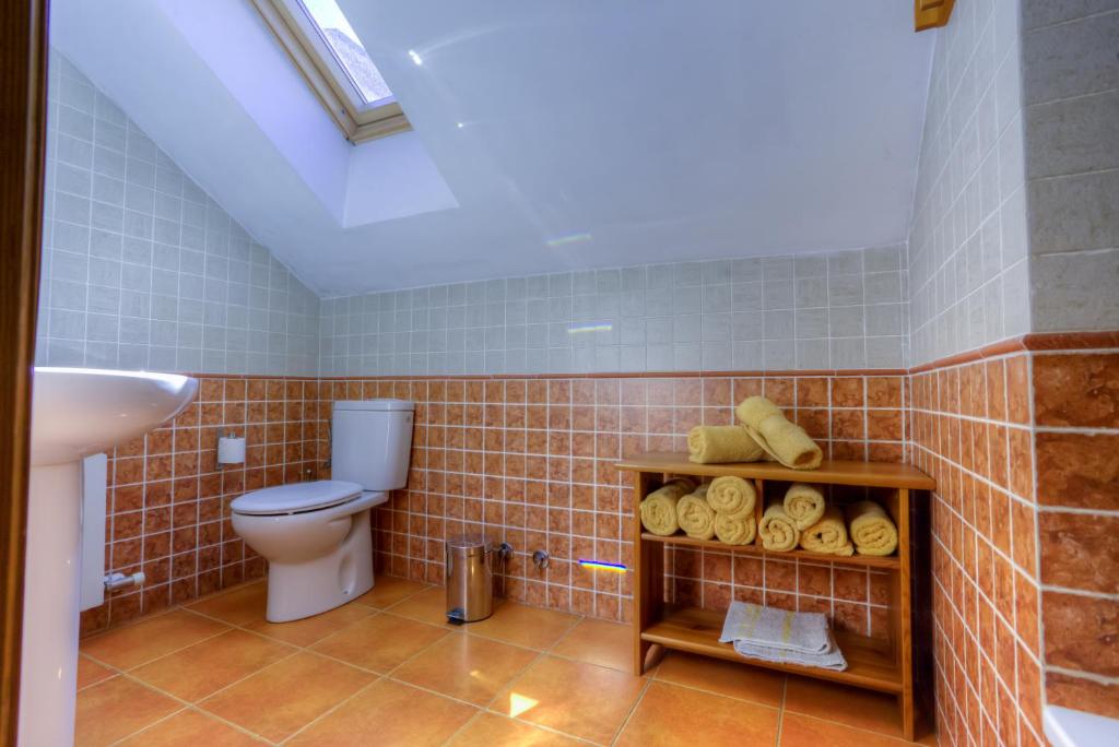 Koupelna v ubytování Hostal Rural La Tintoreria