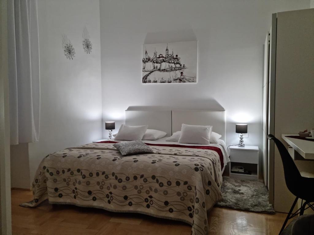 Rooms Tisa Old Town - 标准的双人或双室