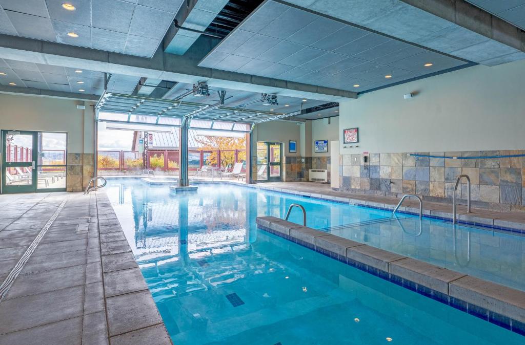 Bazén v ubytování Newpark Resort nebo v jeho okolí