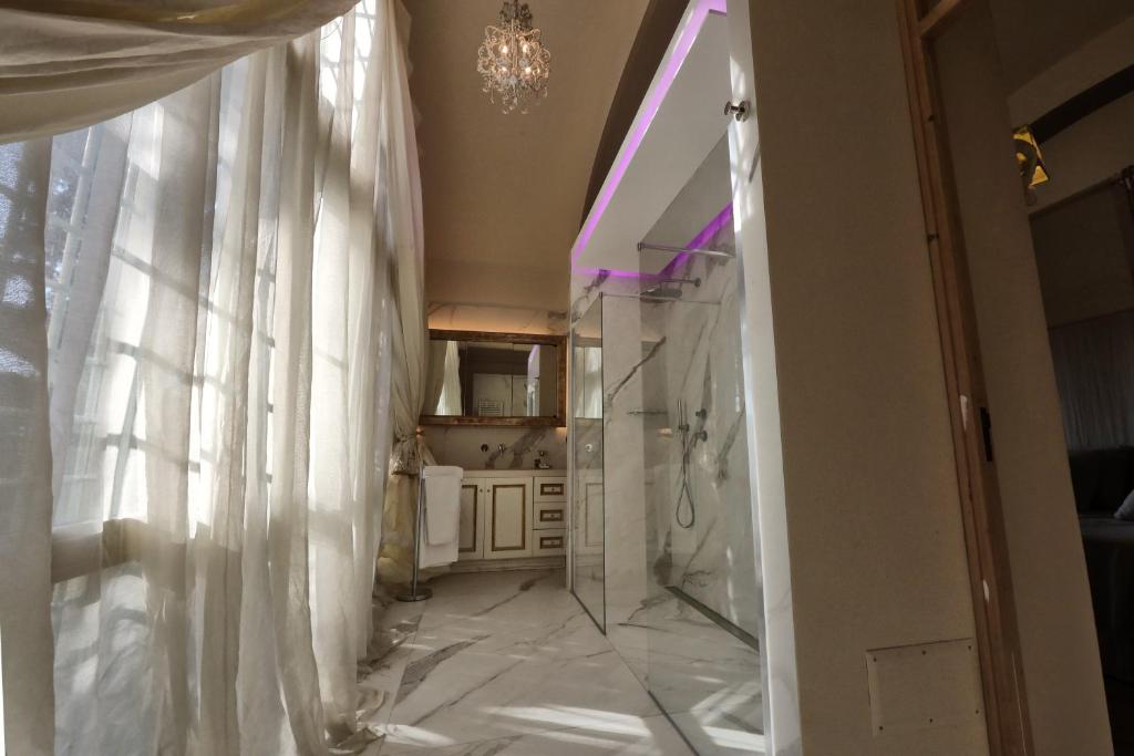 Koupelna v ubytování Casa Raiola Ercolano Luxury Rooms & Spa
