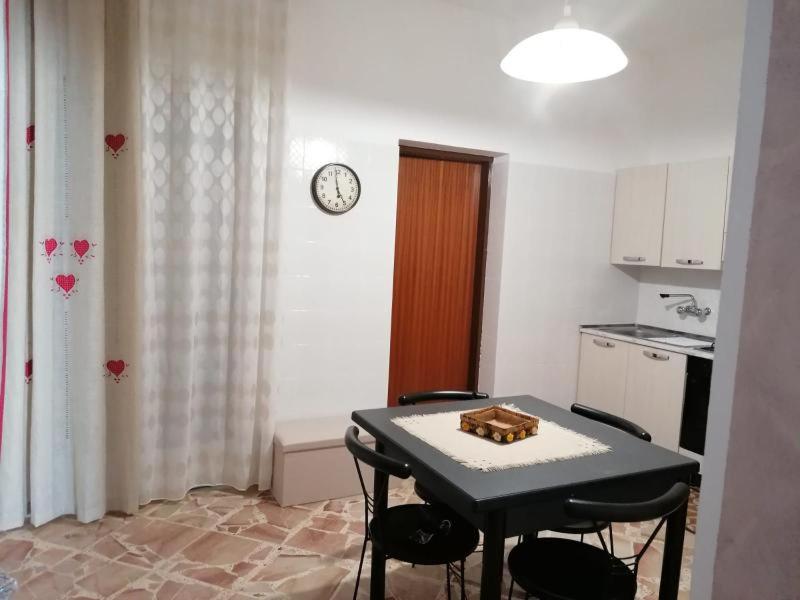 A kitchen or kitchenette at La Dolce Oasi