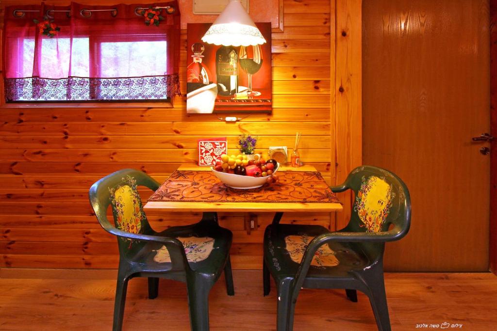 Foto sihtkohas Adi asuva majutusasutuse Under the Walnut Tree Shade Lodge galeriist