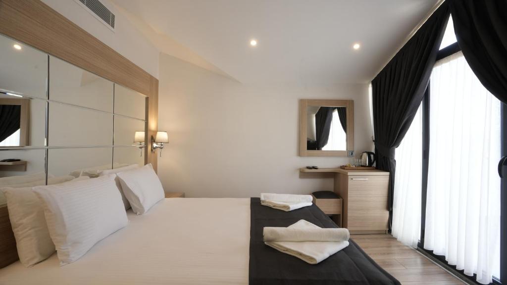 Alesta Seaside Residence - 4