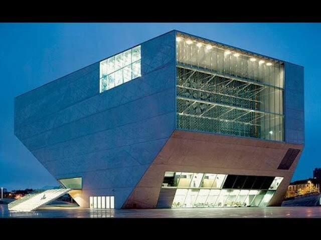 Lolla's City House - 7