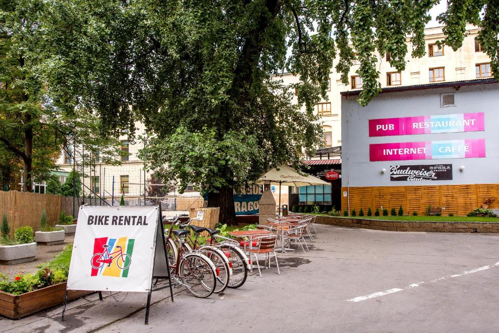 Wieczorna rozrywka dla gości nocujących obiekcie Plus Prague