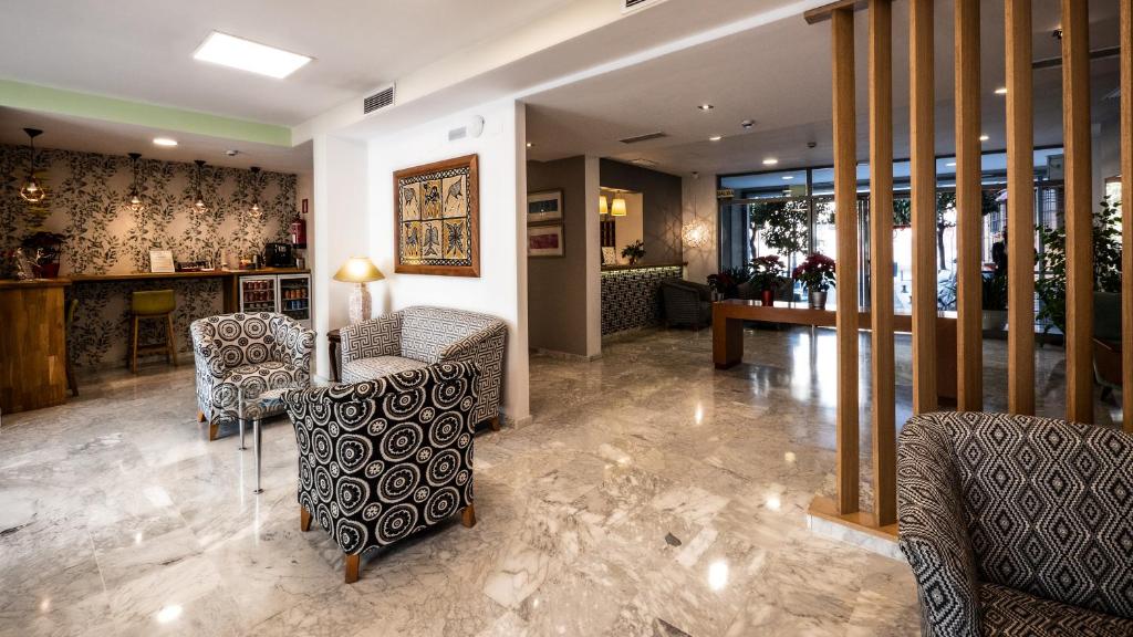 Hotel Plaza Santa Lucía, Seville – Updated 2023 Prices